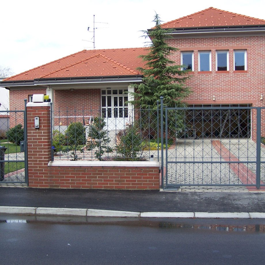 Obiteljska kuća