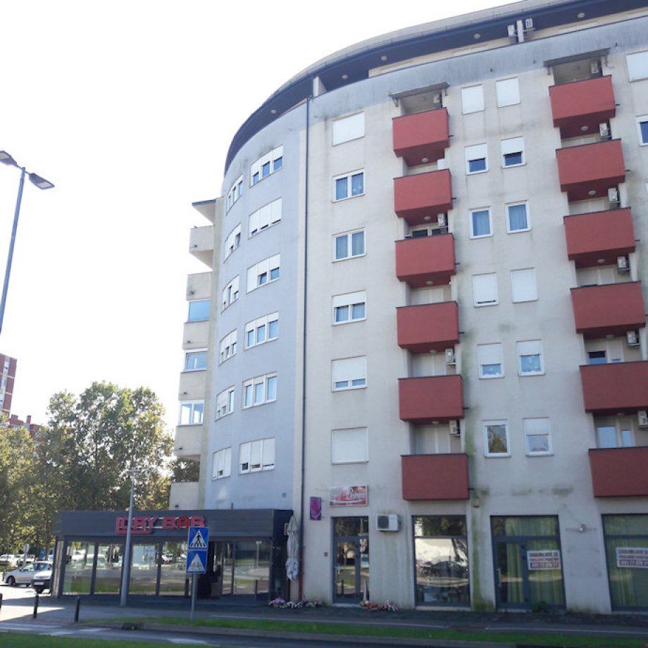 Stambeno-poslovna zgrada, Krležina ulica, Varaždin