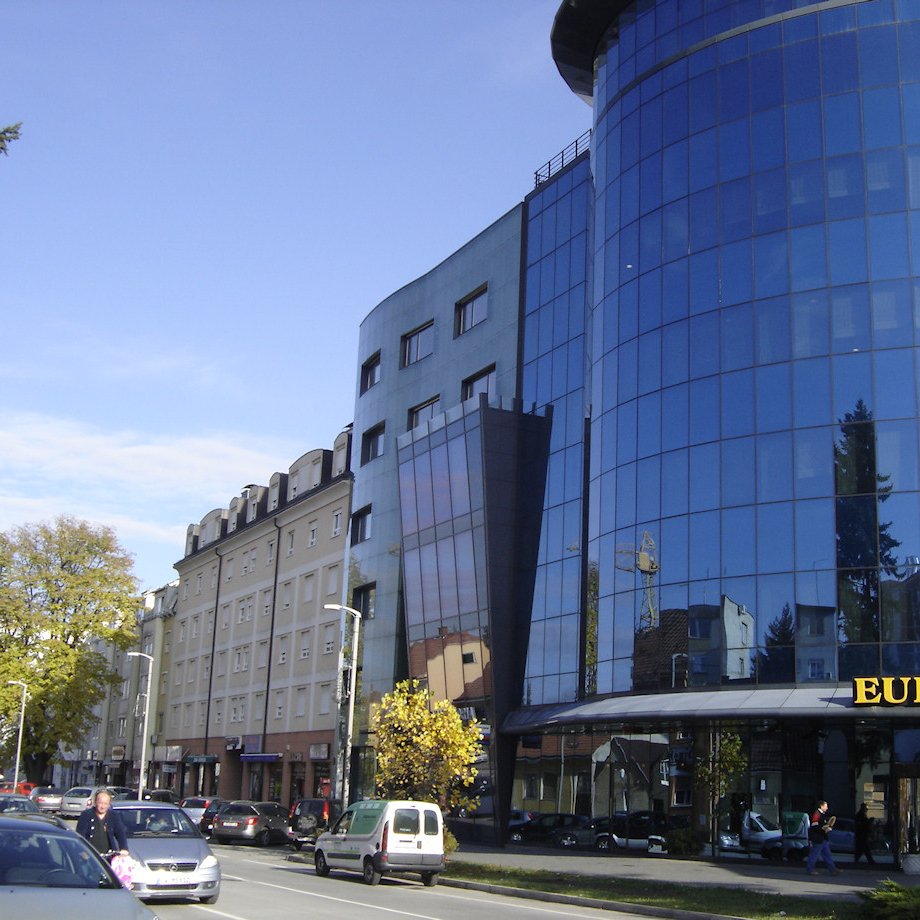 Stambeno poslovni kompleks Zagrebačka ulica 