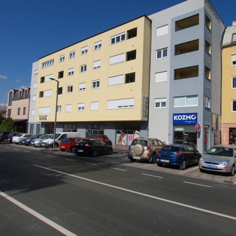 Stambeno-poslovna građevina B, Zagrebačka ulica